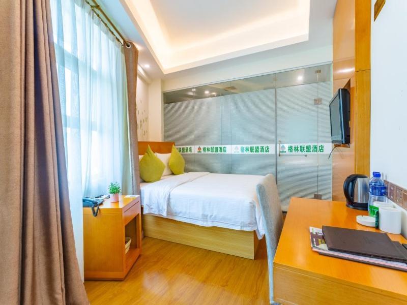 Greentree Alliance Sanya Jiyang District Yalongwan Road Hotel Esterno foto