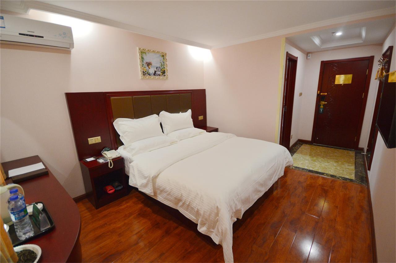Greentree Alliance Sanya Jiyang District Yalongwan Road Hotel Esterno foto