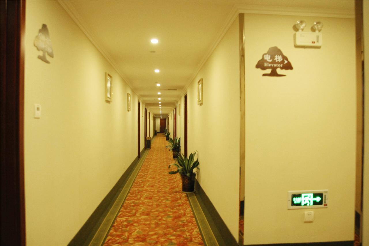 Greentree Alliance Sanya Jiyang District Yalongwan Road Hotel Esterno foto