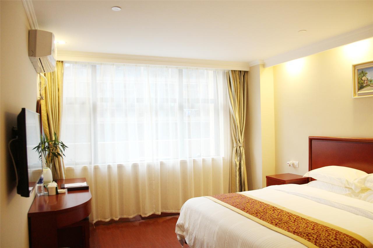 Greentree Alliance Sanya Jiyang District Yalongwan Road Hotel Esterno foto