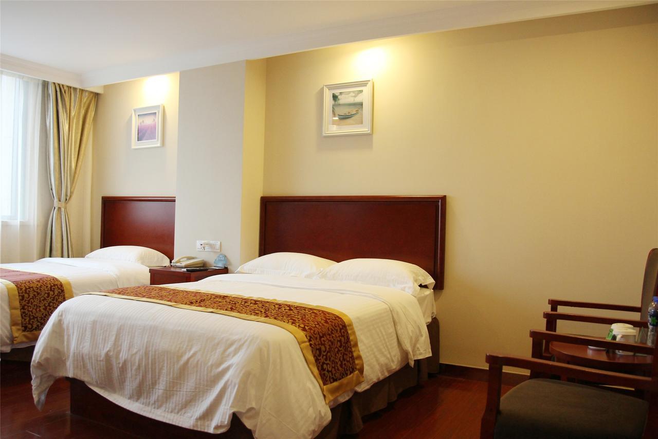 Greentree Alliance Sanya Jiyang District Yalongwan Road Hotel Esterno foto