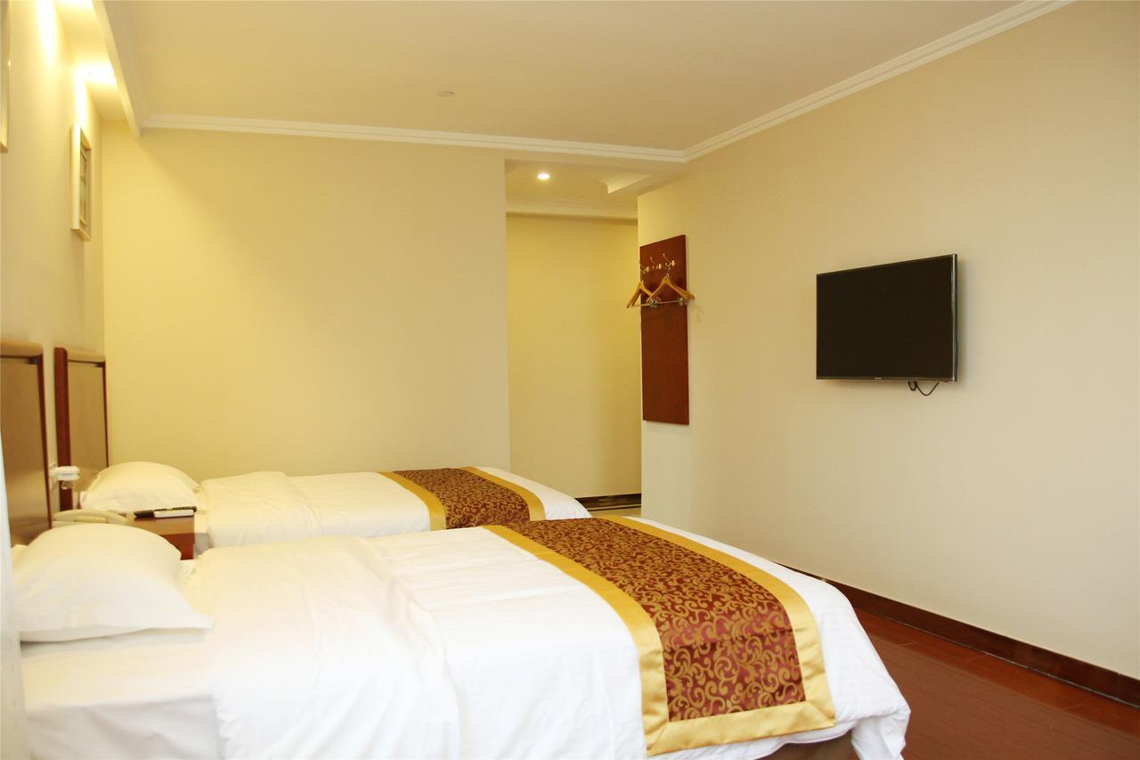 Greentree Alliance Sanya Jiyang District Yalongwan Road Hotel Esterno foto